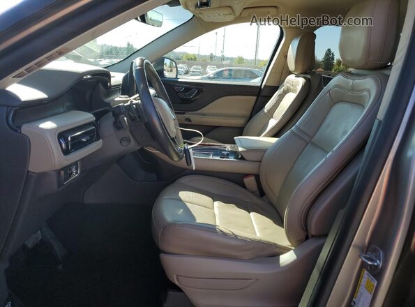 5LM5J7WC0LGL17150 2020 LINCOLN AVIATOR Tan Front interior view