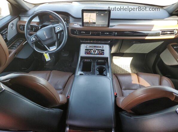 5LM5J7XC0PGL09618 2023 LINCOLN AVIATOR Черный Вид панели приборов
