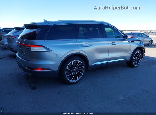 5LM5J7XC7LGL07021 2020 LINCOLN AVIATOR Silver უკანა მარჯვენა