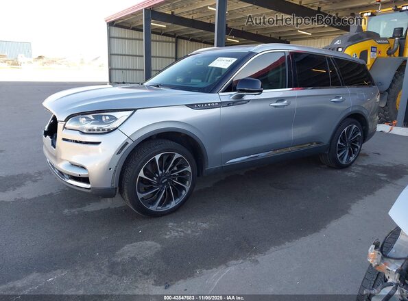 5LM5J7XC7LGL07021 2020 LINCOLN AVIATOR Silver წინა მარცხენა ხედი სამი მეოთხედიდან