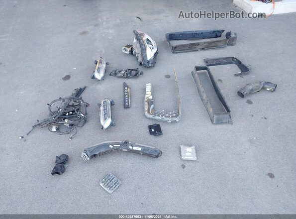 5LM5J7XC7LGL07021 2020 LINCOLN AVIATOR Silver 