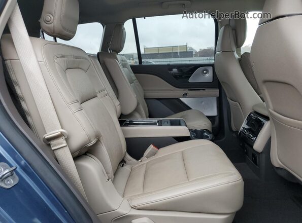 5LM5J7XC8LGL10994 2020 LINCOLN AVIATOR Blue Սալոնի հետևի տեսք
