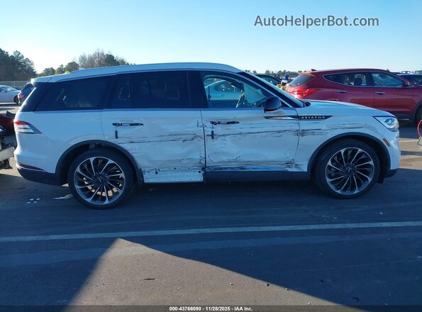 5LM5J7XCXNGL18890 2022 LINCOLN AVIATOR White 