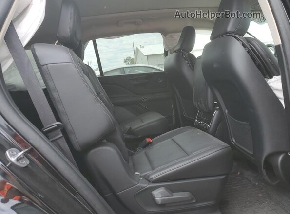 5LM5J7XCXRGL07913 2024 LINCOLN AVIATOR Black Вид задньої частини салону