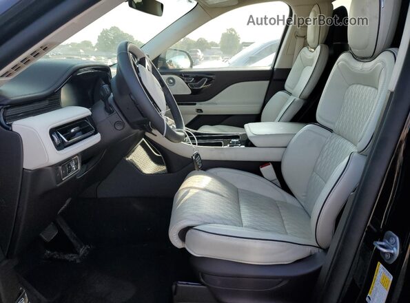 5LM5J9XC4RGL04095 2024 LINCOLN AVIATOR Black Вид салону спереду