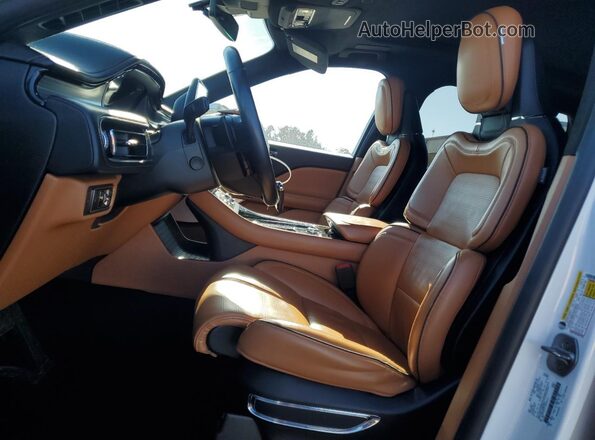 5LM5J9XC7LGL00212 2020 LINCOLN AVIATOR Белый Вид салона спереди