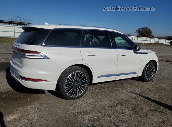 5LM5J9XC7LGL00212 2020 LINCOLN AVIATOR Белый Задняя правая четверть