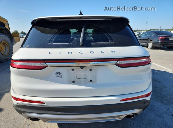 5LMCJ1C94LUL14265 2020 LINCOLN CORSAIR White Rear view