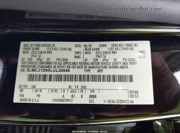 5LMCJ1D90LUL24046 2020 LINCOLN CORSAIR Black Engine compartment view