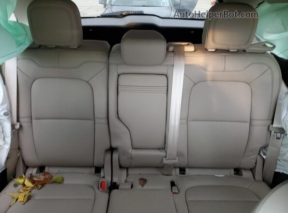 5LMCJ1D96LUL00804 2020 LINCOLN CORSAIR White Հետևի նստատեղերի տեսք