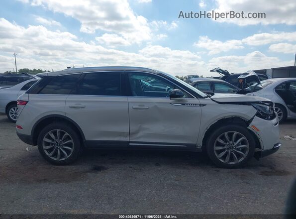 5LMCJ1D97MUL12428 2021 LINCOLN CORSAIR White Вид задньої частини салону