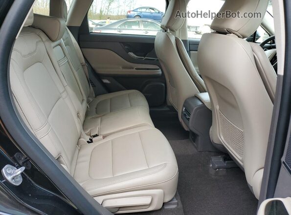 5LMCJ1DA7PUL21368 2023 LINCOLN CORSAIR Черный Вид задней части салона
