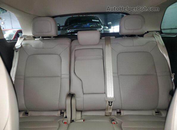 5LMCJ1DA8PUL07592 2023 LINCOLN CORSAIR White Вид задніх сидінь