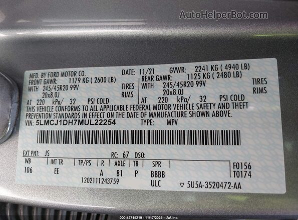 5LMCJ1DH7MUL22254 2021 LINCOLN CORSAIR Silver Vista del compartimento del motor