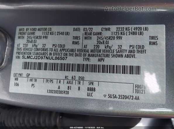 5LMCJ2D97NUL06507 2022 LINCOLN CORSAIR Light Blue Widok deski rozdzielczej