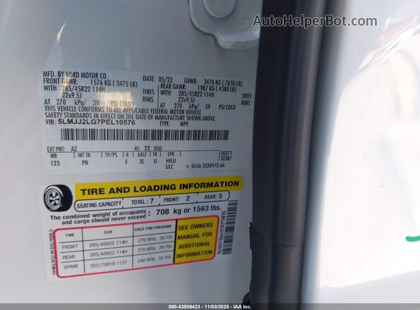 5LMJJ2LG7PEL10576 2023 LINCOLN NAVIGATOR White 