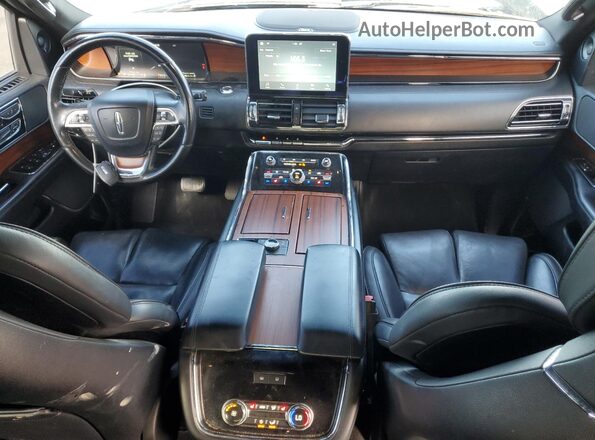 5LMJJ2LT4JEL16145 2018 LINCOLN NAVIGATOR Черный Вид панели приборов