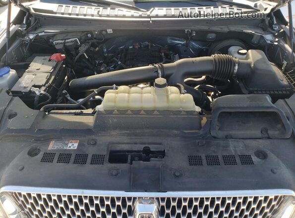 5LMJJ2LT4MEL15355 2021 LINCOLN NAVIGATOR Silver Widok komory silnika
