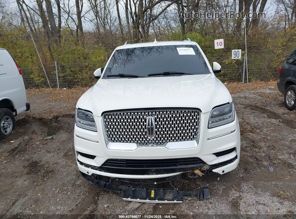 5LMJJ2LT5LEL20787 2020 LINCOLN NAVIGATOR White ხელსაწყოთა პანელის ხედი