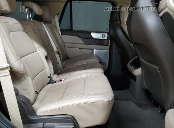 5LMJJ2LT7NEL03363 2022 LINCOLN NAVIGATOR Черный Вид задней части салона