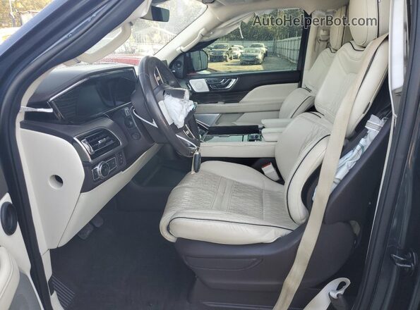 5LMJJ2TT5MEL05935 2021 LINCOLN NAVIGATOR Gray Widok wnętrza z przodu