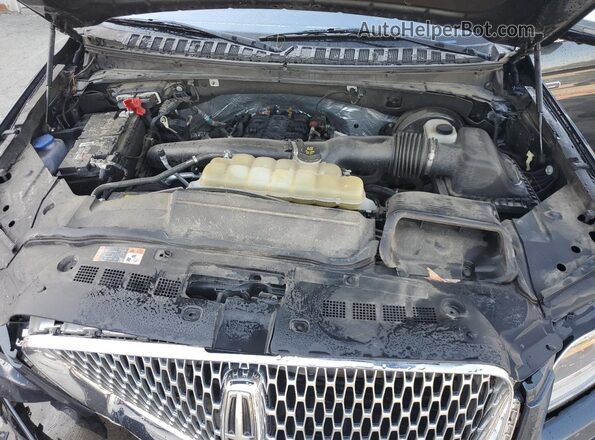 5LMJJ2TT5MEL05935 2021 LINCOLN NAVIGATOR Gray Widok komory silnika