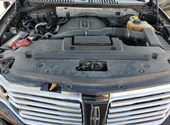 5LMJJ3HT8GEL08184 2016 LINCOLN NAVIGATOR Black Widok komory silnika