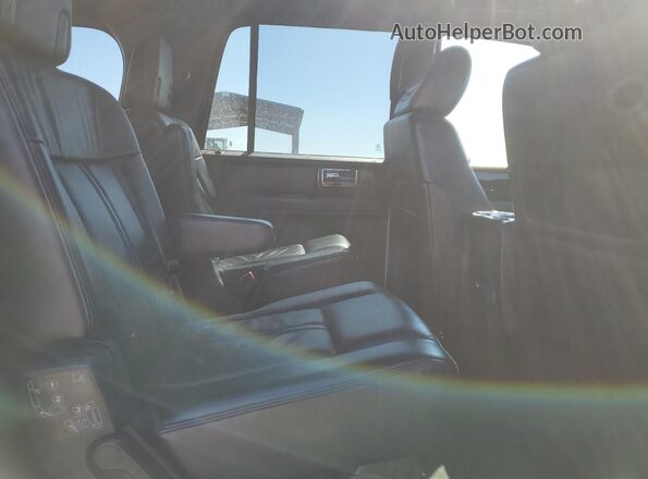 5LMJJ3JT3HEL02594 2017 LINCOLN NAVIGATOR White 