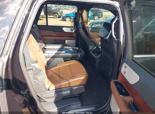 5LMJJ3LG7PEL01849 2023 LINCOLN NAVIGATOR Черный Вид наклейки с VIN-кодом