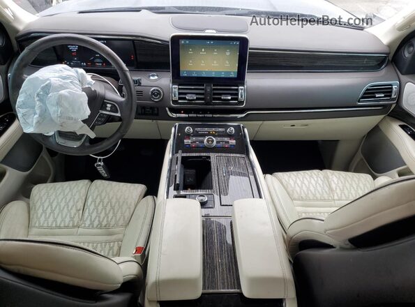 5LMJJ3TT8LEL07084 2020 LINCOLN NAVIGATOR Черный Вид панели приборов