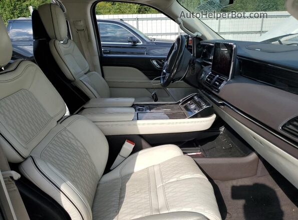 5LMJJ3TT9MEL01862 2021 LINCOLN NAVIGATOR White Вид салону спереду