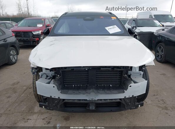 5LMPJ8K43RJ836413 2024 LINCOLN NAUTILUS White Սալոնի հետևի տեսք