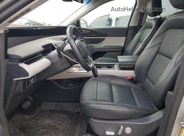 5LMPJ8K47RJ797700 2024 LINCOLN NAUTILUS Gray Vista interior delantera