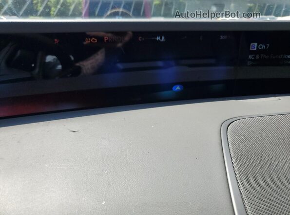 5LMPJ8K4XSJ913333 2025 LINCOLN NAUTILUS Red Вид щитка приладів