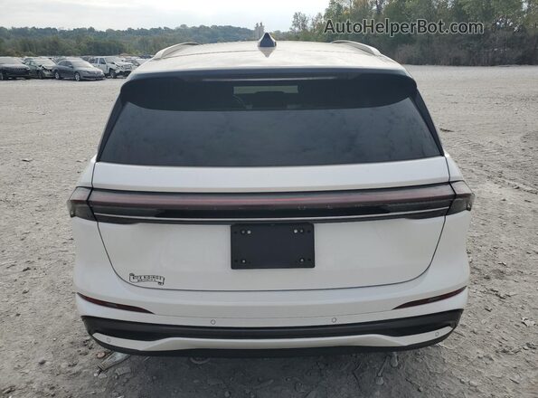 5LMPJ8KA4RJ780875 2024 LINCOLN NAUTILUS Белый Вид сзади