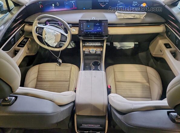 5LMPJ8KA6RJ839585 2024 LINCOLN NAUTILUS White Dashboard view