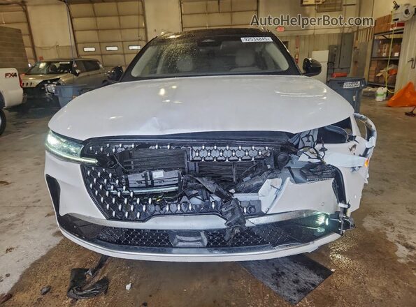 5LMPJ8KA6RJ839585 2024 LINCOLN NAUTILUS White Front view