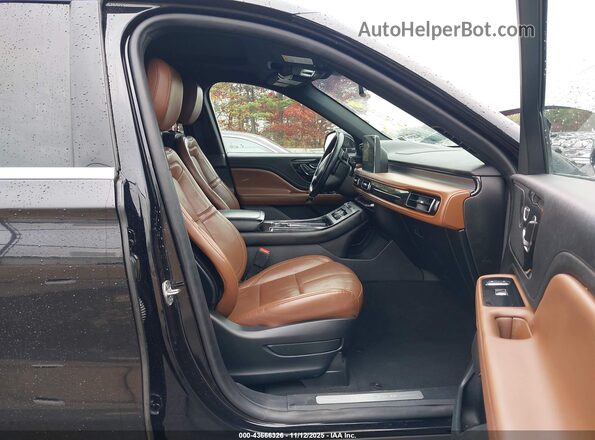 5LMYJ8XY7LGL19135 2020 LINCOLN AVIATOR Black Widok wnętrza z przodu