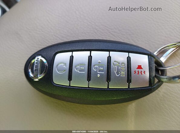 5N1AR2MM5GC642222 2016 NISSAN PATHFINDER Gray Widok deski rozdzielczej