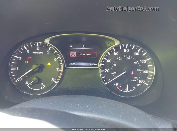 5N1AR2MN8GC607828 2016 NISSAN PATHFINDER Красный Вид задних сидений