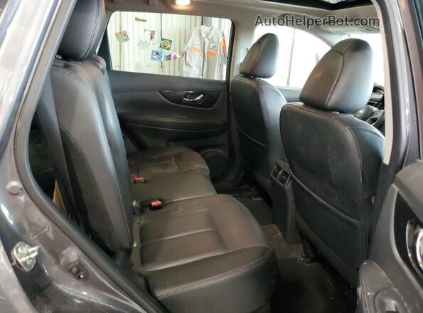 5N1AT2MV2KC787432 2019 NISSAN ROGUE Серебряный Вид задней части салона