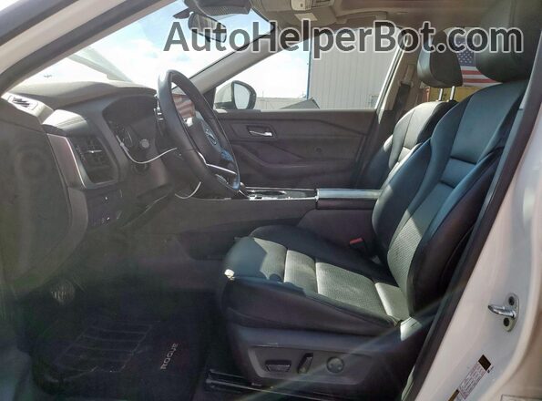 5N1BT3BA4PC824417 2023 NISSAN ROGUE White Widok wnętrza z przodu