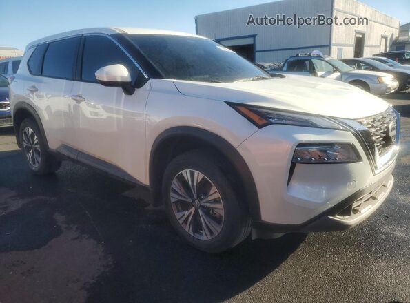 5N1BT3BA9PC867408 2023 NISSAN ROGUE Белый Передняя правая четверть