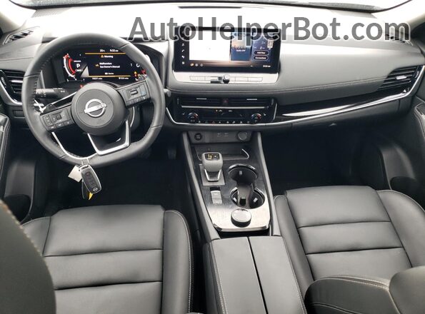 5N1BT3CB8RC683944 2024 NISSAN ROGUE Серый Вид панели приборов