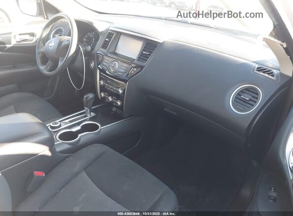 5N1DR2MM0JC632735 2018 NISSAN PATHFINDER Silver 