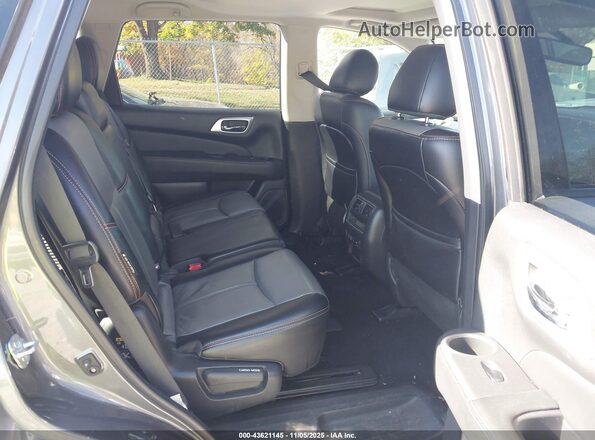 5N1DR2MMXKC640696 2019 NISSAN PATHFINDER Gray VIN կոդի պիտակի տեսք