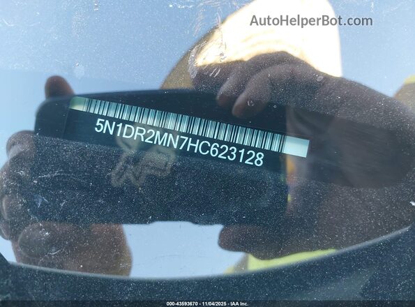 5N1DR2MN7HC623128 2017 NISSAN PATHFINDER White Engine compartment view