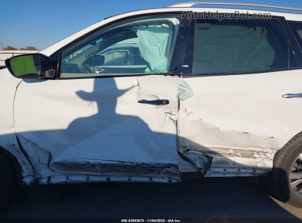 5N1DR2MN7HC623128 2017 NISSAN PATHFINDER White Front view