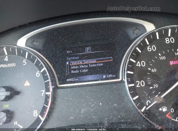 5N1DR2MN7HC623128 2017 NISSAN PATHFINDER White 