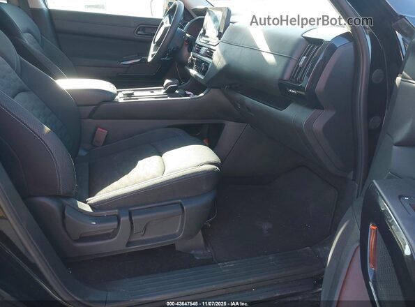 5N1DR3AC0SC240535 2025 NISSAN PATHFINDER Black Front interior view